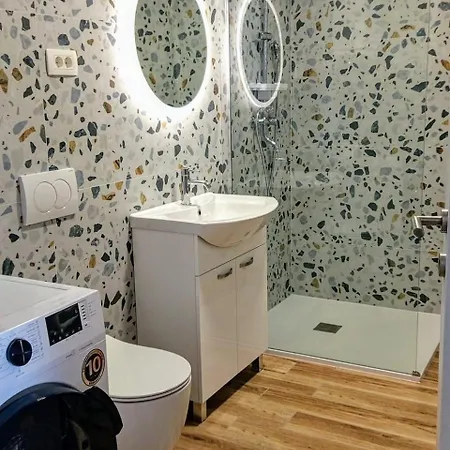 Apartment With Parking Space Kostrena, Rijeka - 24750 Kostrena